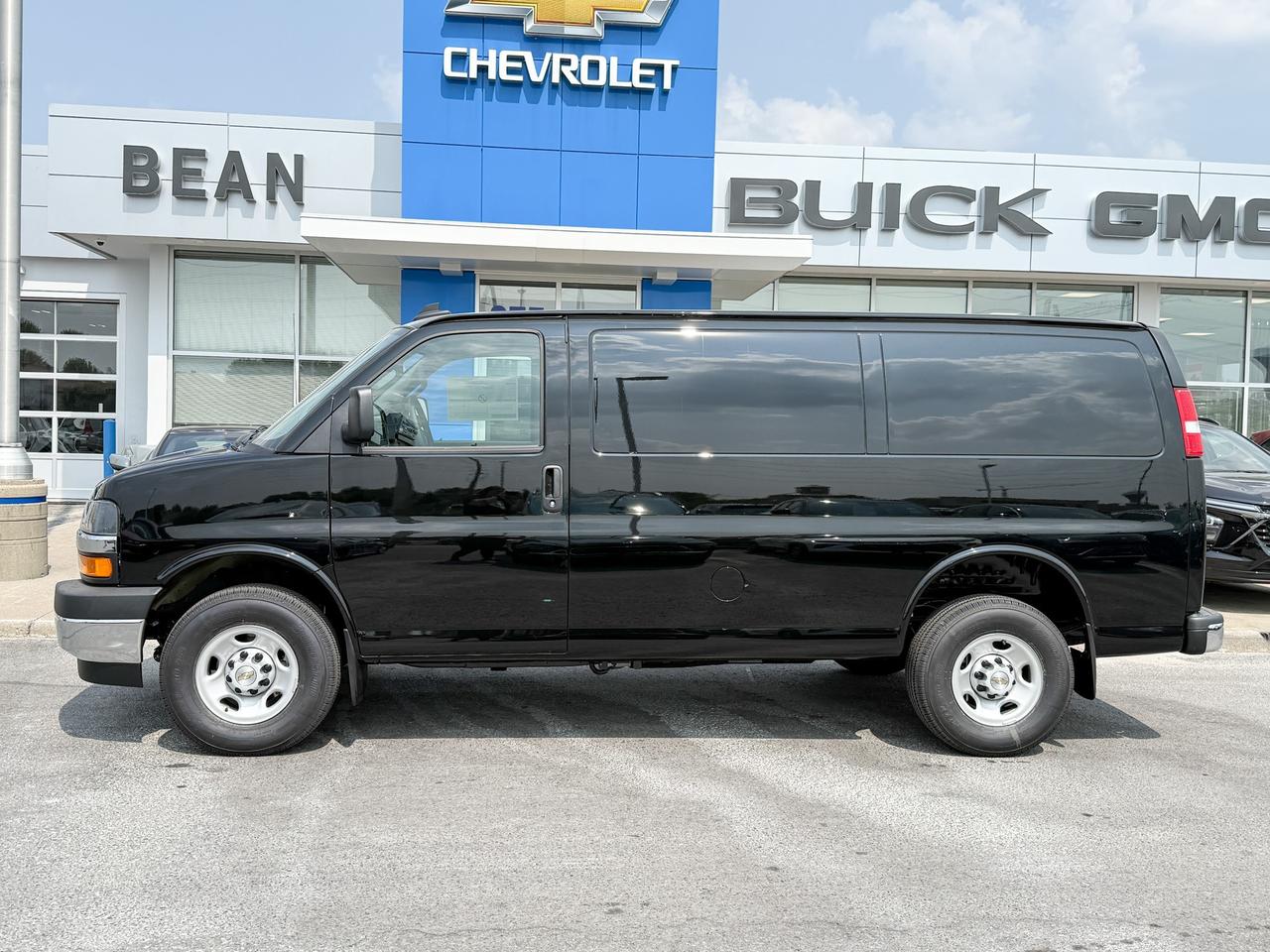 2025 Chevrolet Express 2500 Work Van 4.3L V6, REMOTE START/ENTRY, POWER DRIVER SEAT, AIR CONDITIONING, CRUISE CONTROL, MP3 PLAYER, BLUETOOTH, REAR VISION CAMERA Photo