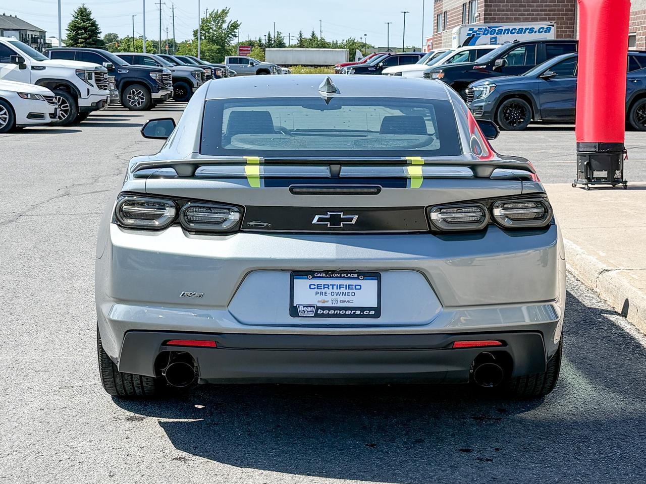 2023 Chevrolet Camaro 2LT ONE OWNER LOCAL TRADE COUPE, ORIGINALLY PURCHASED AT OUR DEALERSHIP, CLEAN CARFAX, 2.0L 4CYL TURBO AUTOIMATIC, SHOCK & STEEL SPECIAL EDITION, RS PACKAGE, BREMBO FRONT BRAKES, YELLOW PAINTED CALIPERS, Photo3
