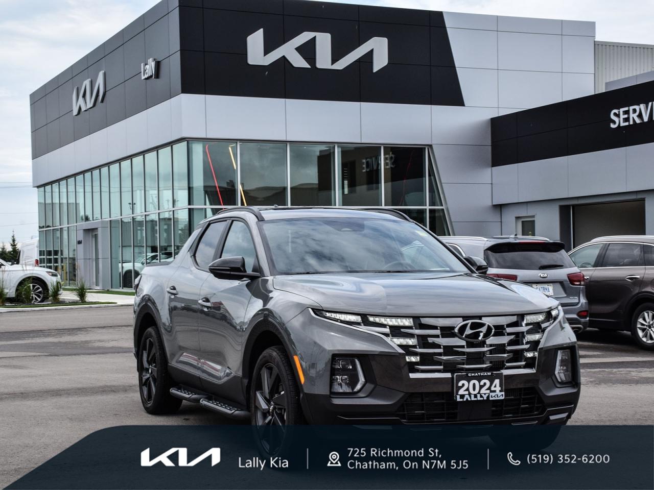 Used 2024 Hyundai Santa Cruz Ultimate New Arrival | Low KMs | Local Trade | Leather | Roof for sale in Chatham, ON