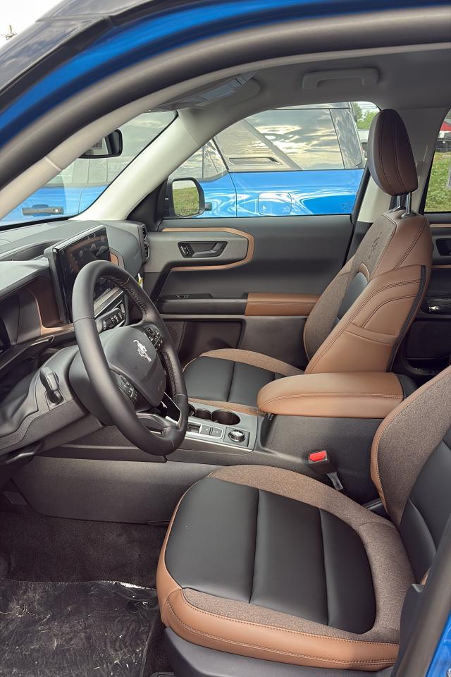 2025 Ford Bronco Sport Outer Banks® Photo4