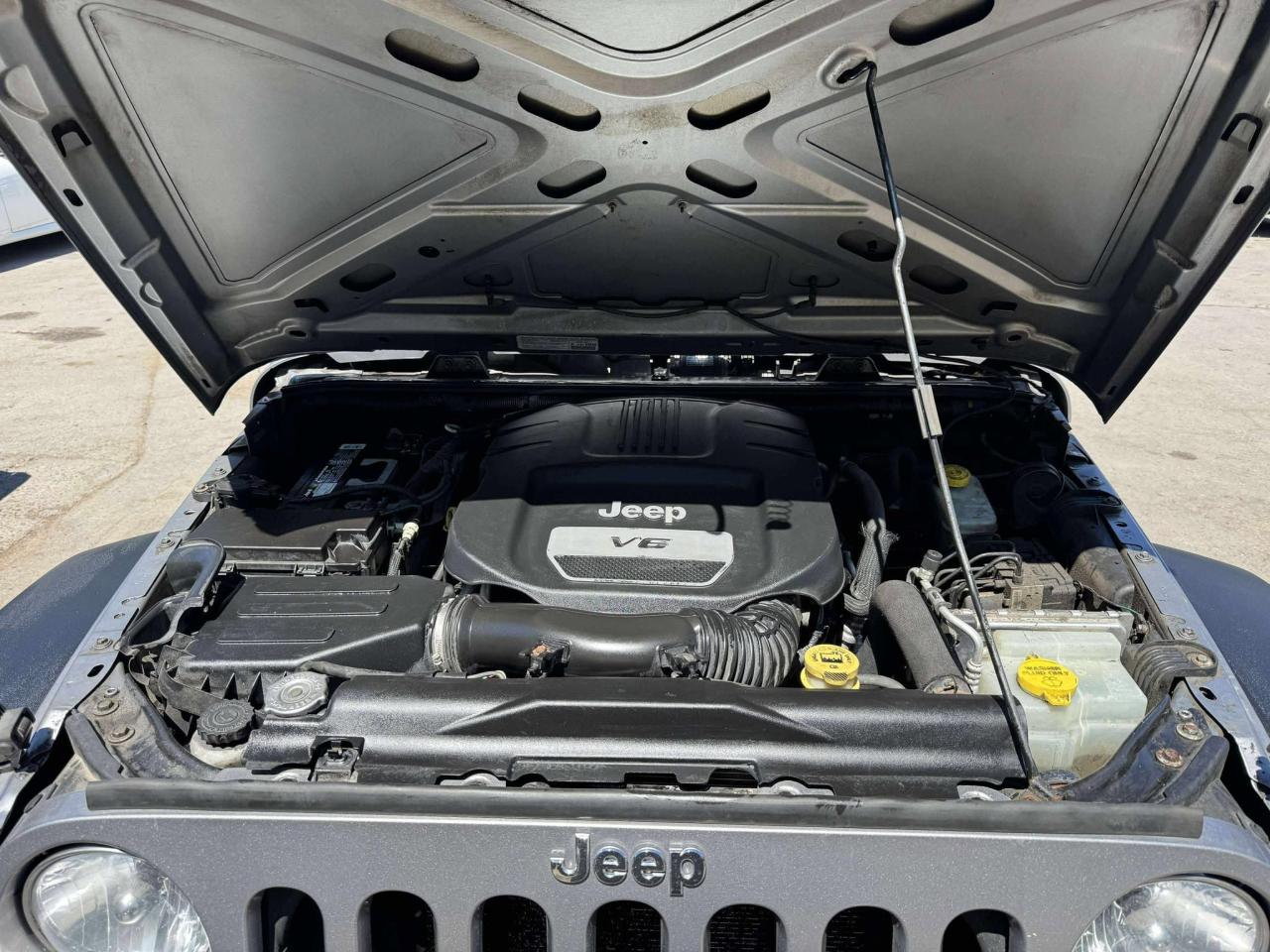 2014 Jeep Wrangler SPORT - Photo #18
