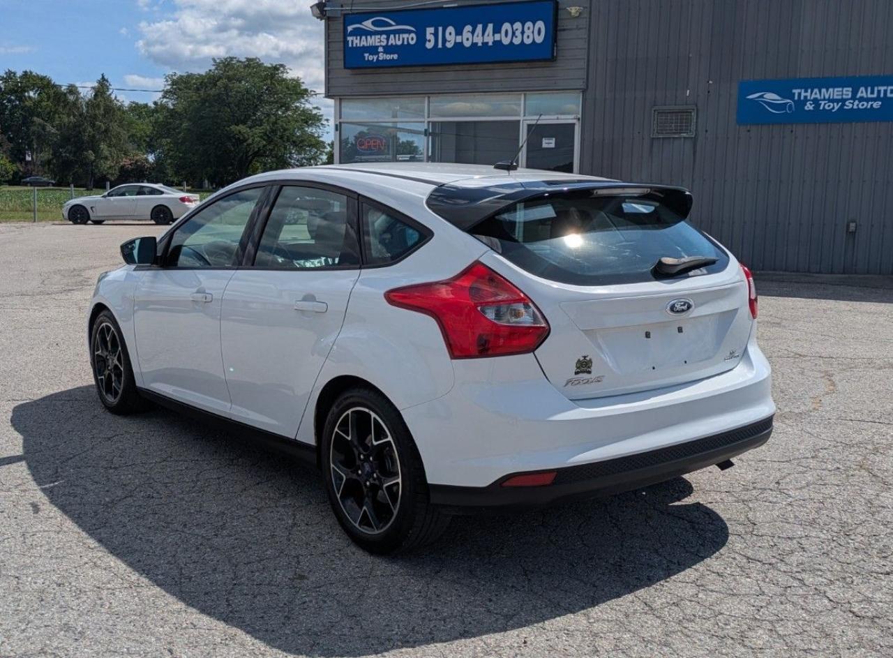 2014 Ford Focus SE - Photo #3