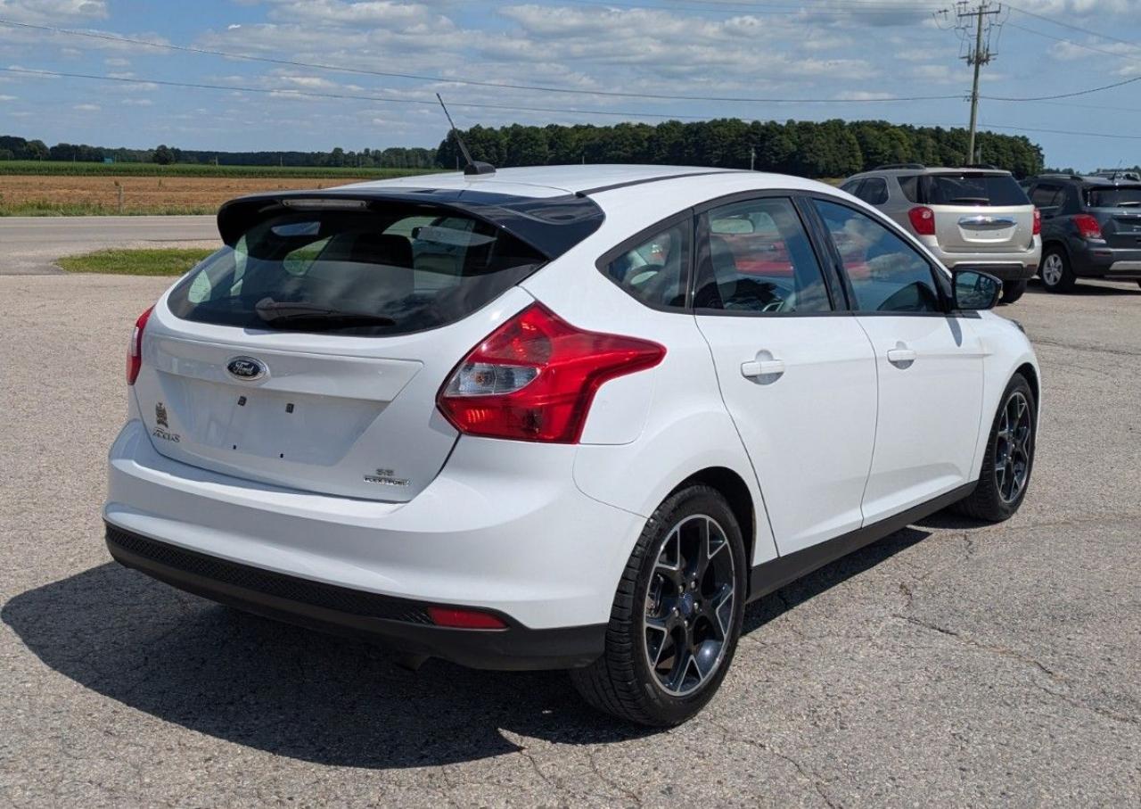 2014 Ford Focus SE - Photo #5