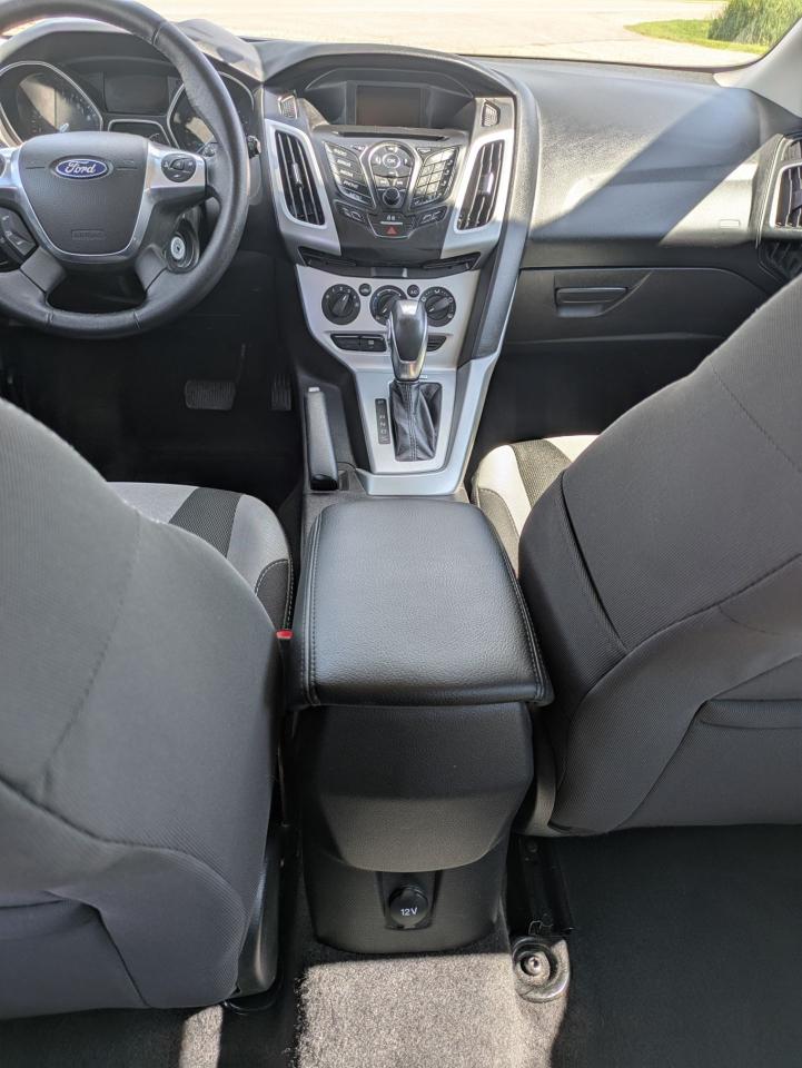 2014 Ford Focus SE - Photo #19