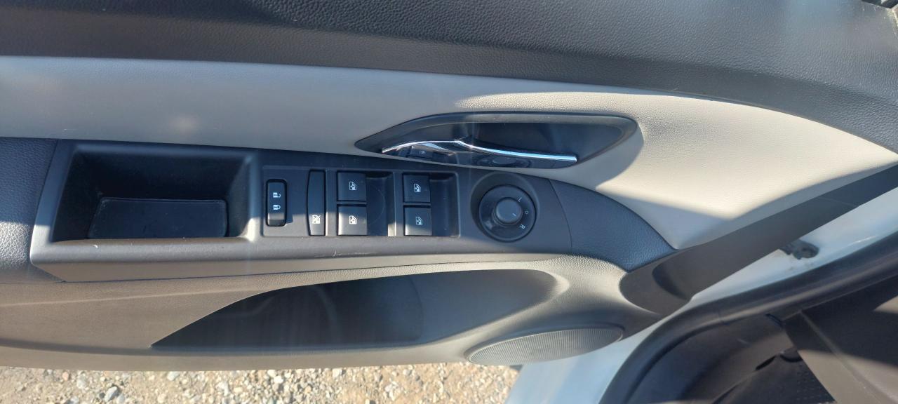 2016 Chevrolet Cruze 4dr Sdn - Photo #10