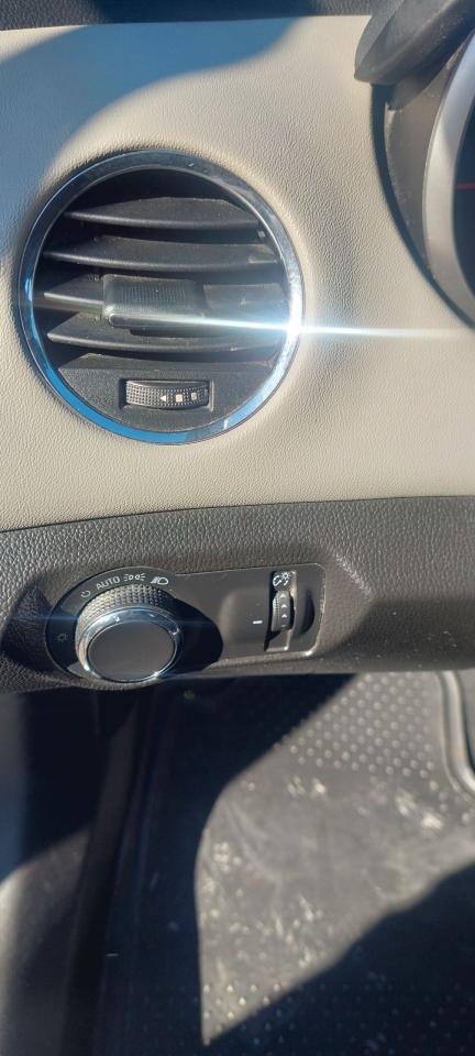 2016 Chevrolet Cruze 4dr Sdn - Photo #11