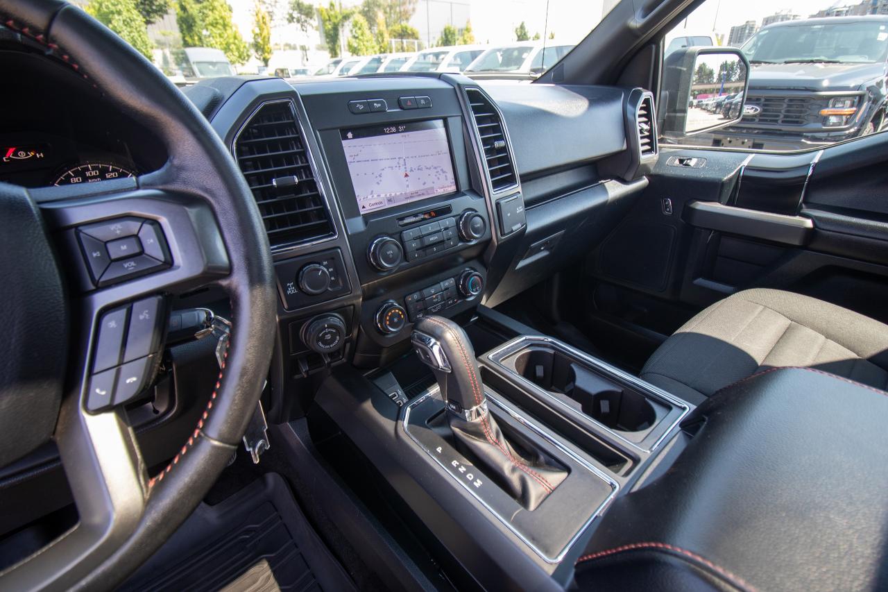 2019 Ford F-150 XLT 4WD SuperCrew 5.5' Box Photo5