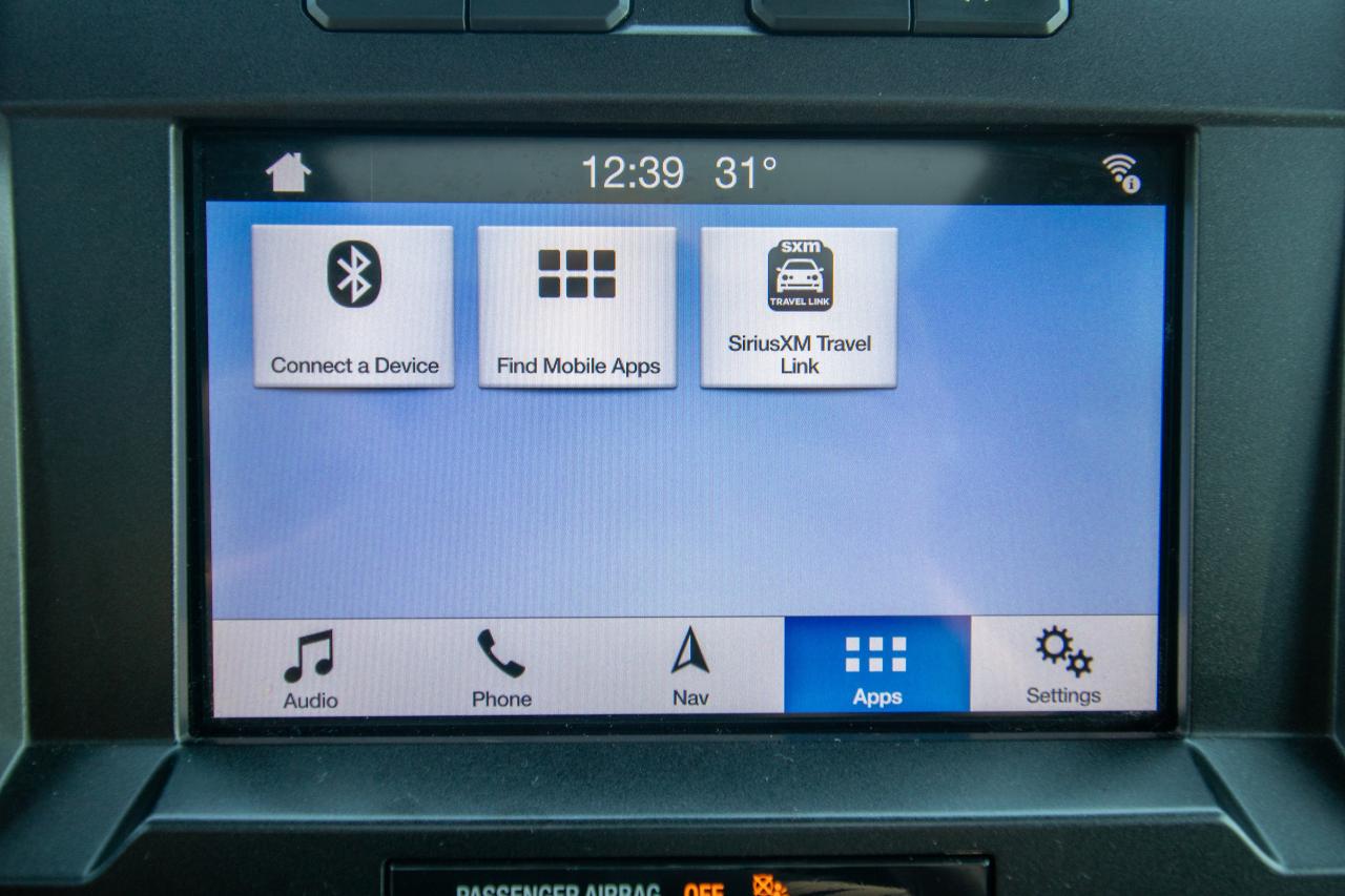 2019 Ford F-150 XLT 4WD SuperCrew 5.5' Box Photo5