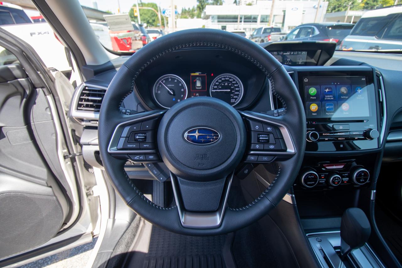 2022 Subaru Forester Touring CVT Photo5