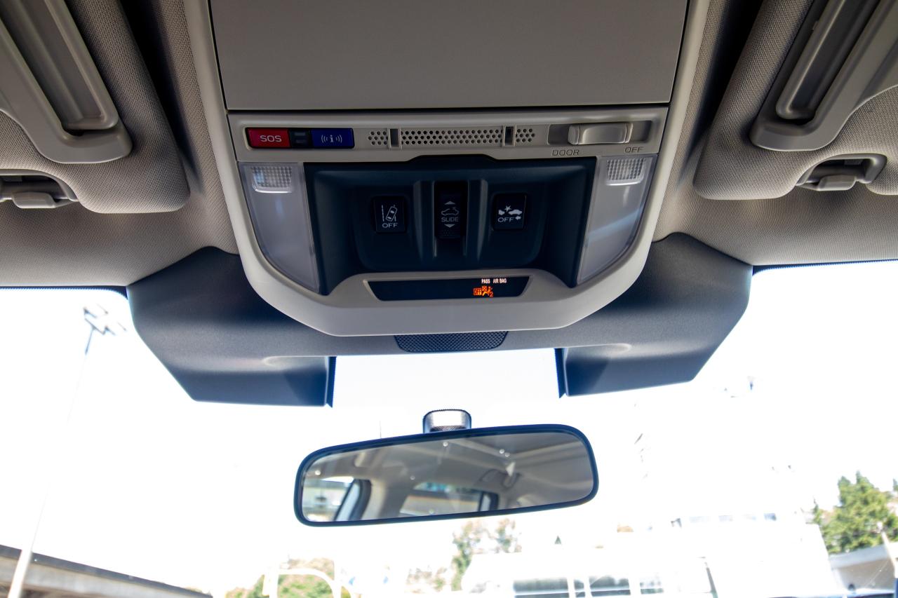 2022 Subaru Forester Touring CVT Photo5
