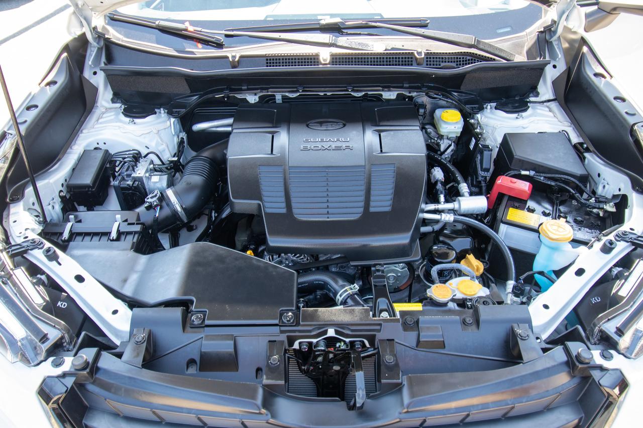 2022 Subaru Forester Touring CVT Photo5