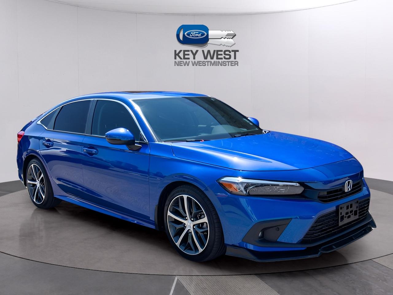 2023 Honda Civic Touring Photo4
