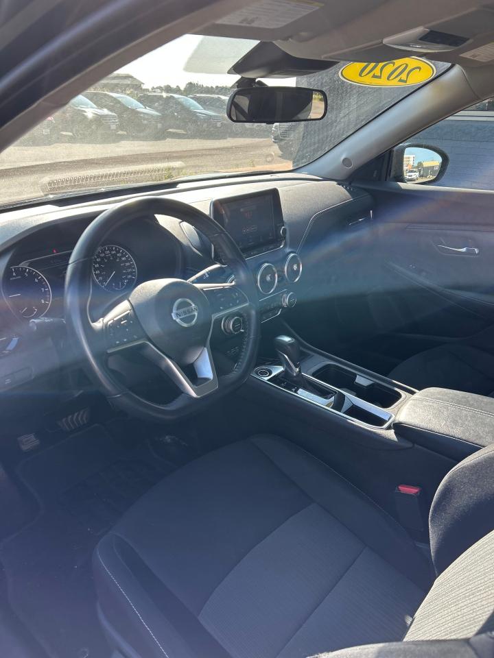 2020 Nissan Sentra SV - Photo #7