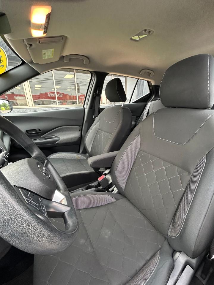 2020 Nissan Kicks S - Photo #8