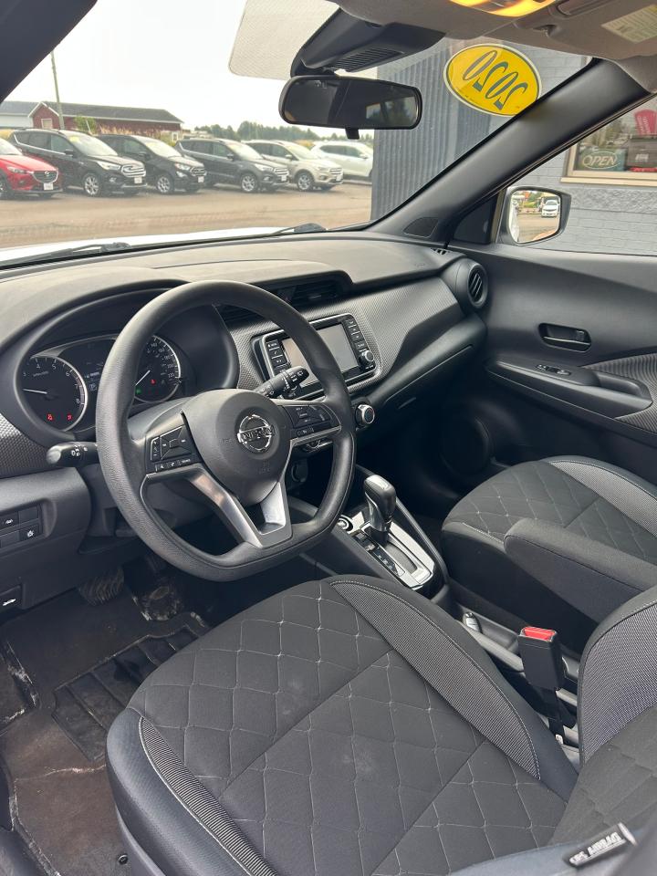 2020 Nissan Kicks S - Photo #7