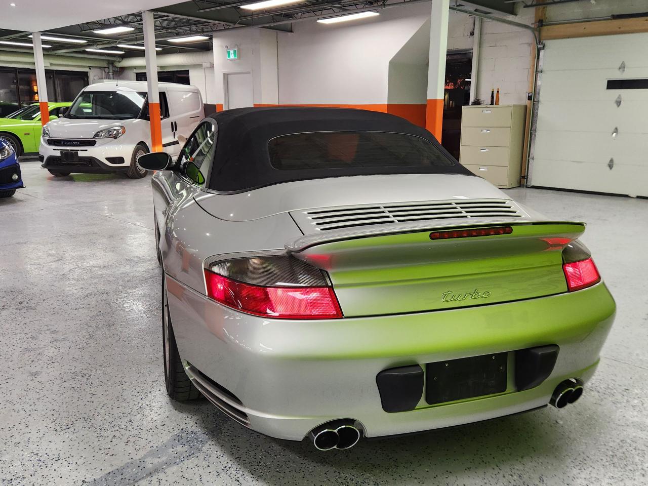 2004 Porsche 911 TURBO - Photo #34