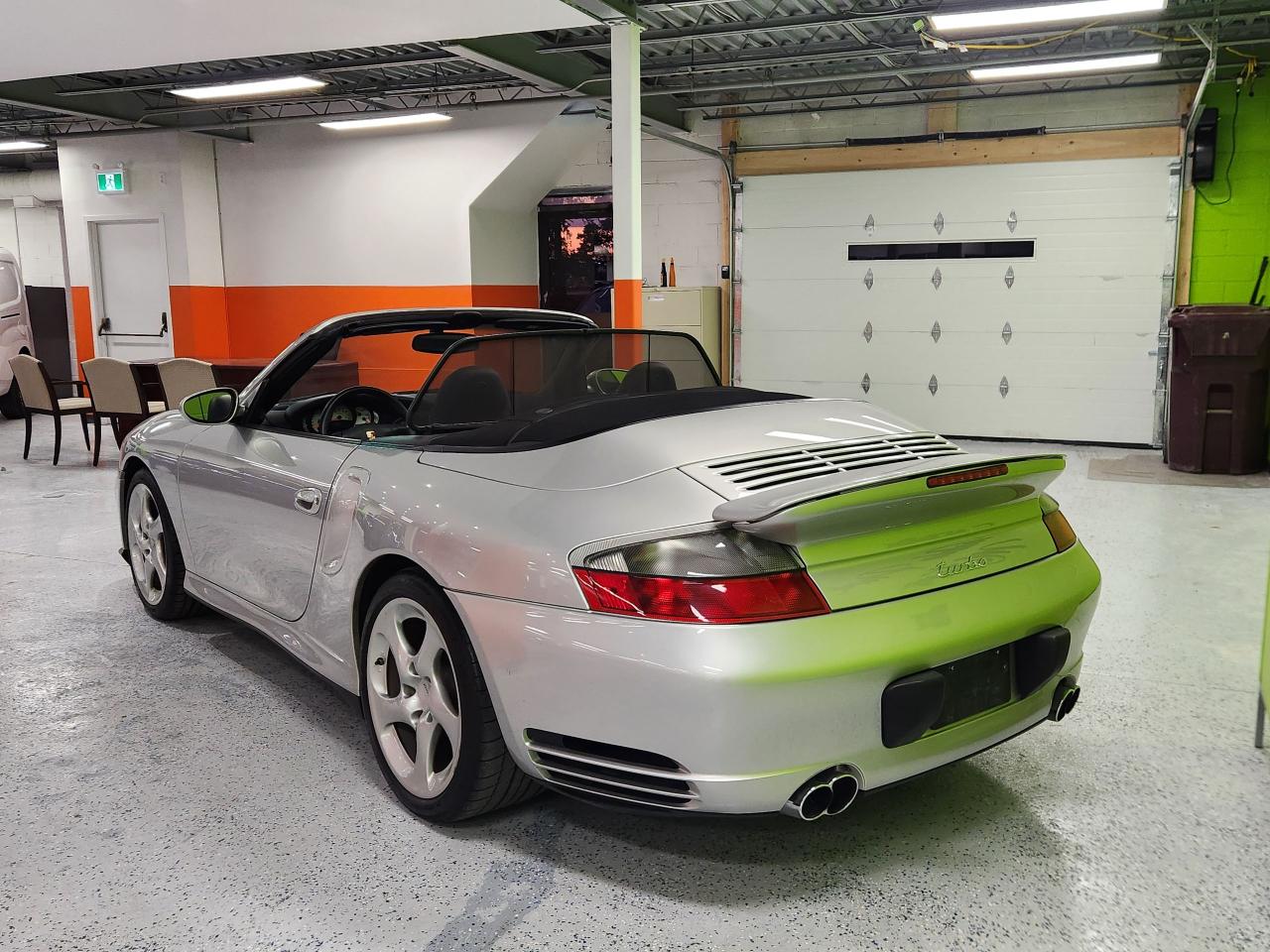 2004 Porsche 911 TURBO - Photo #11