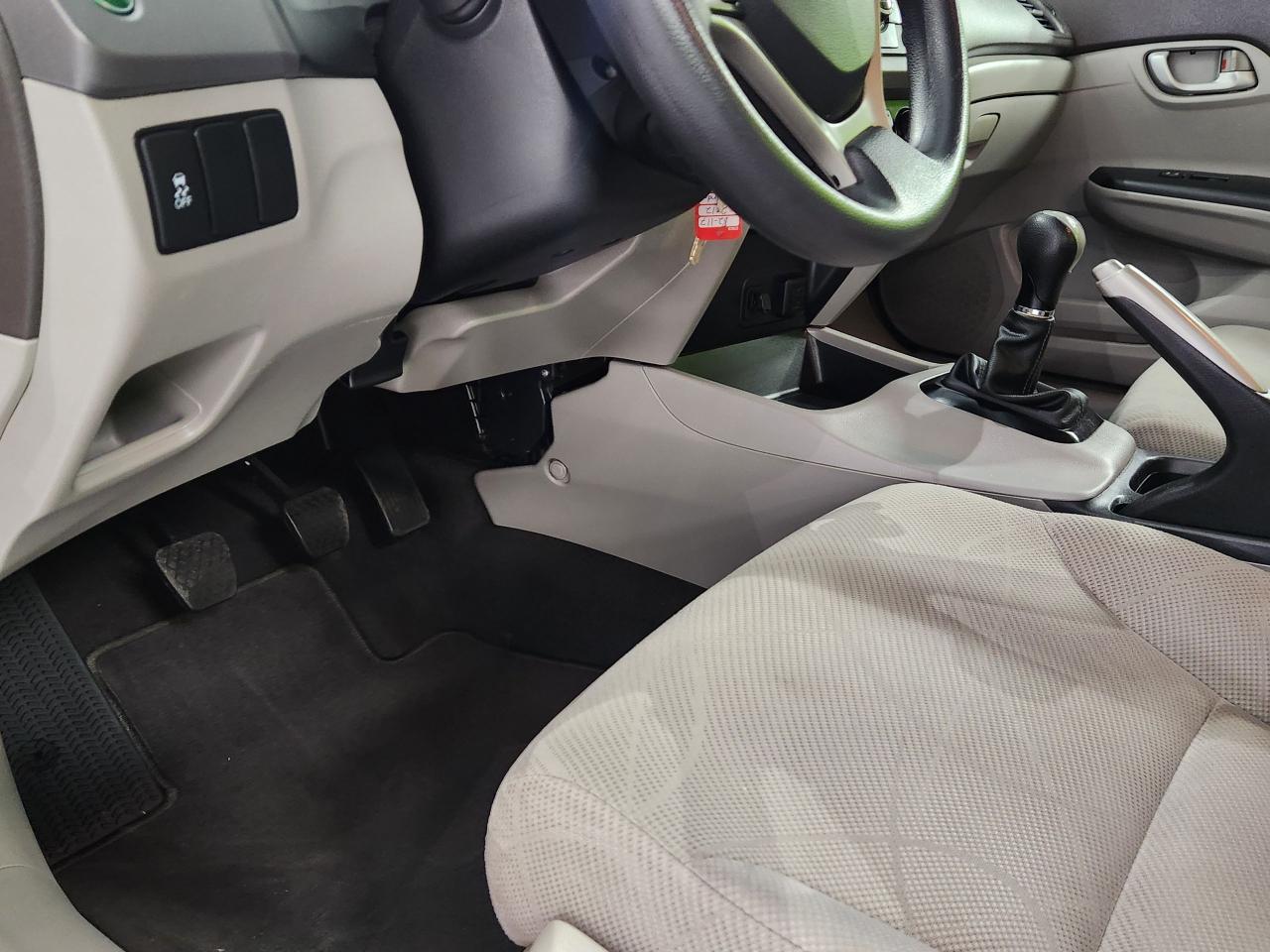 2012 Honda Civic LX - Photo #19