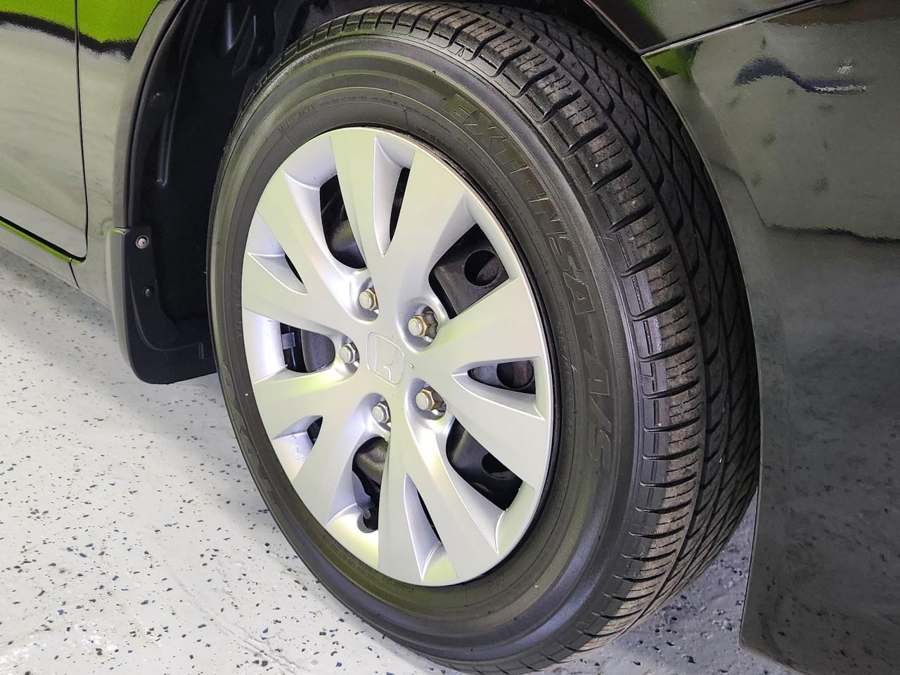 2012 Honda Civic LX - Photo #5