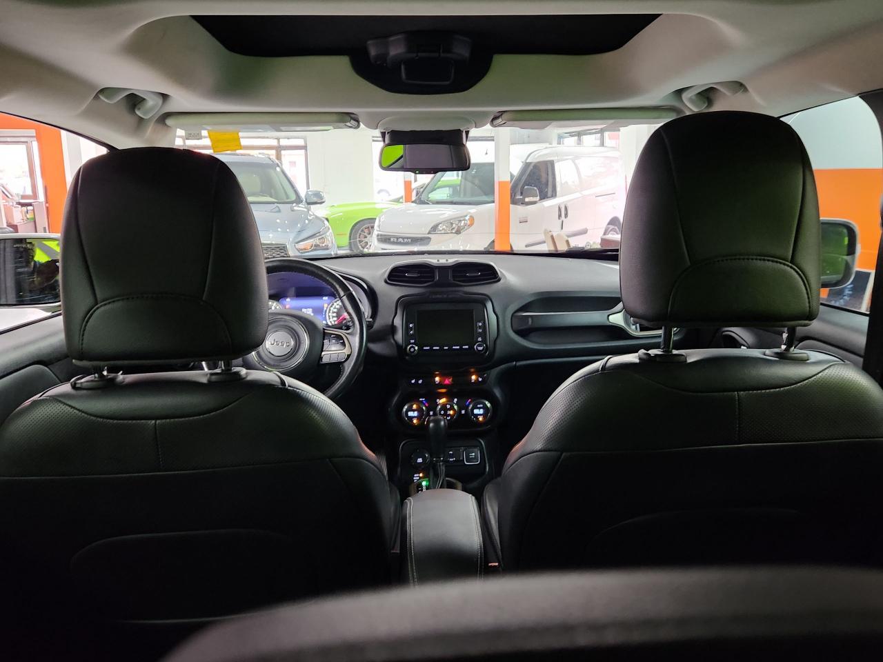 2016 Jeep Renegade Limited - Photo #15