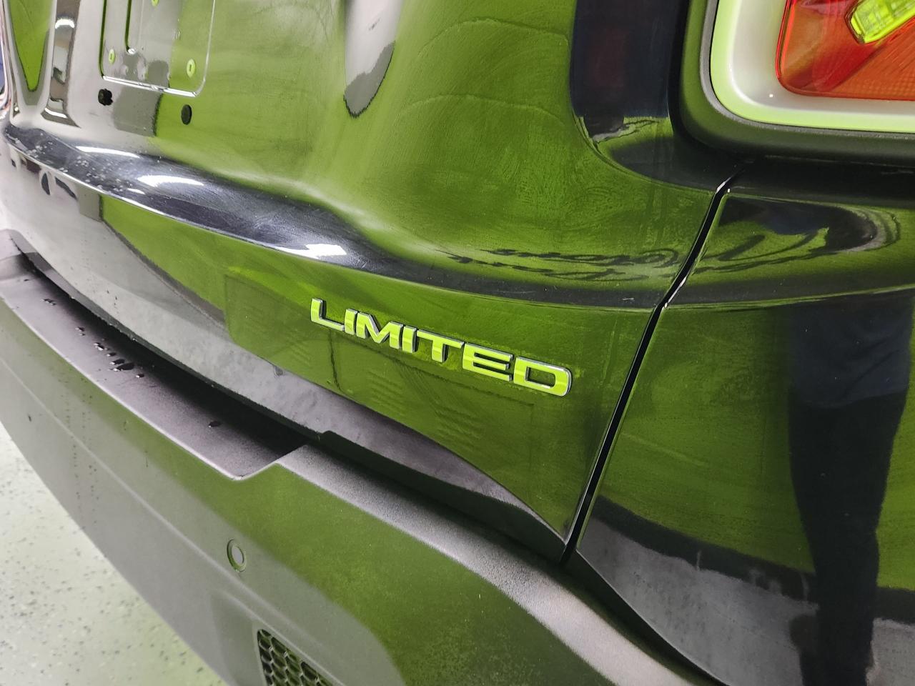 2016 Jeep Renegade Limited - Photo #7