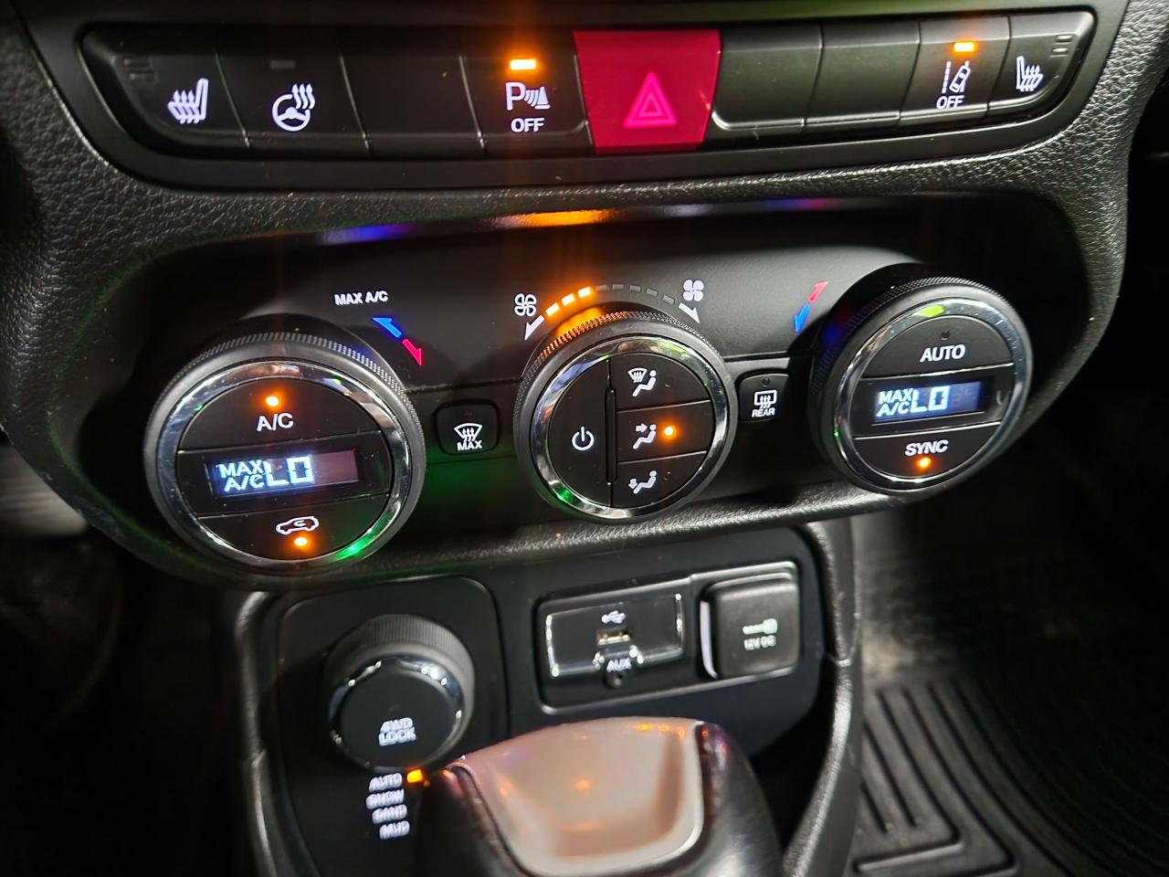2016 Jeep Renegade Limited - Photo #21