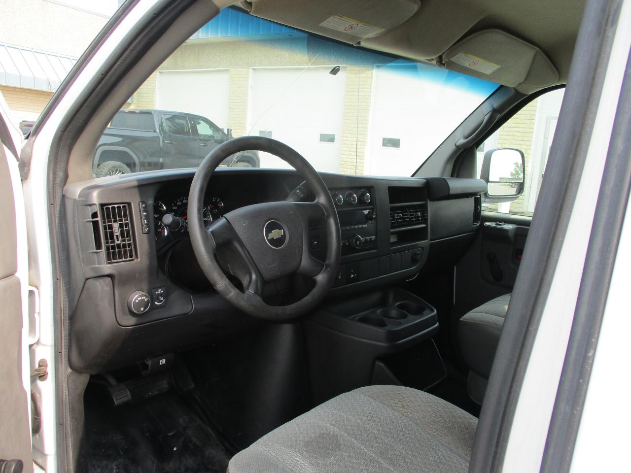 2013 Chevrolet Express Cargo Van  - Photo #8