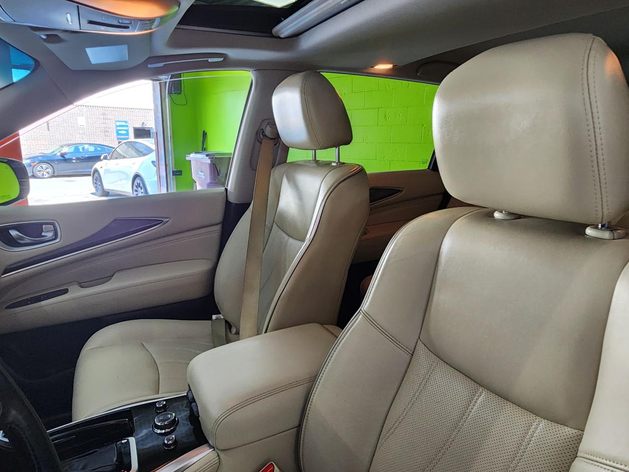2016 Infiniti QX60  - Photo #37