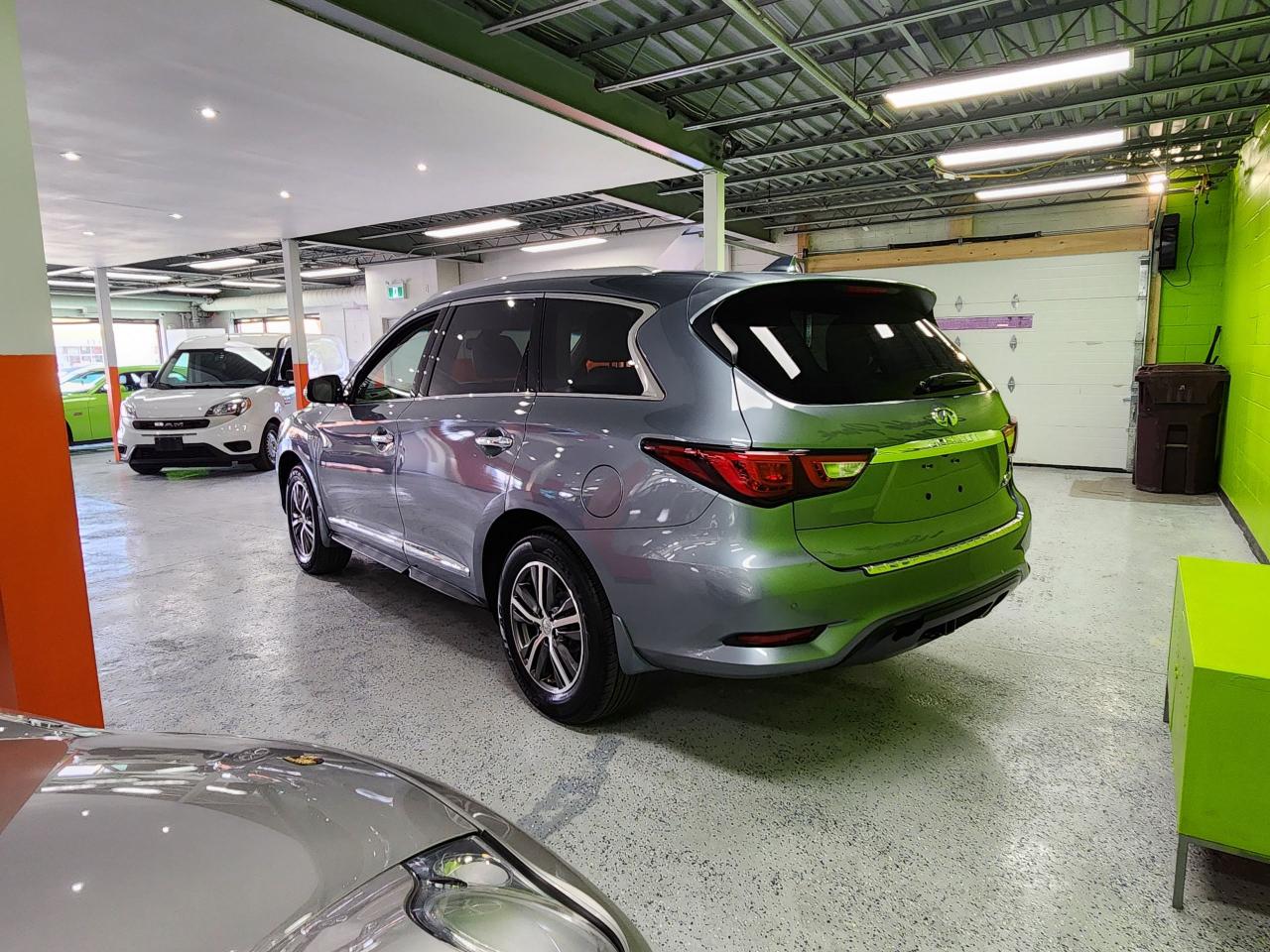 2016 Infiniti QX60  - Photo #10
