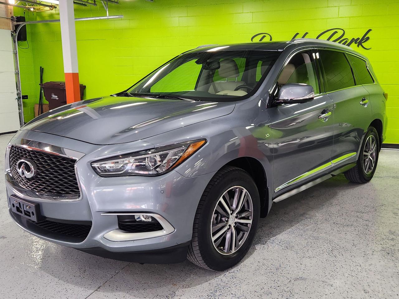 2016 Infiniti QX60  - Photo #16