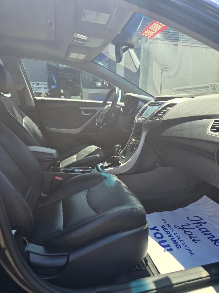 2015 Hyundai Elantra 4dr Sdn Auto Limited - Photo #4