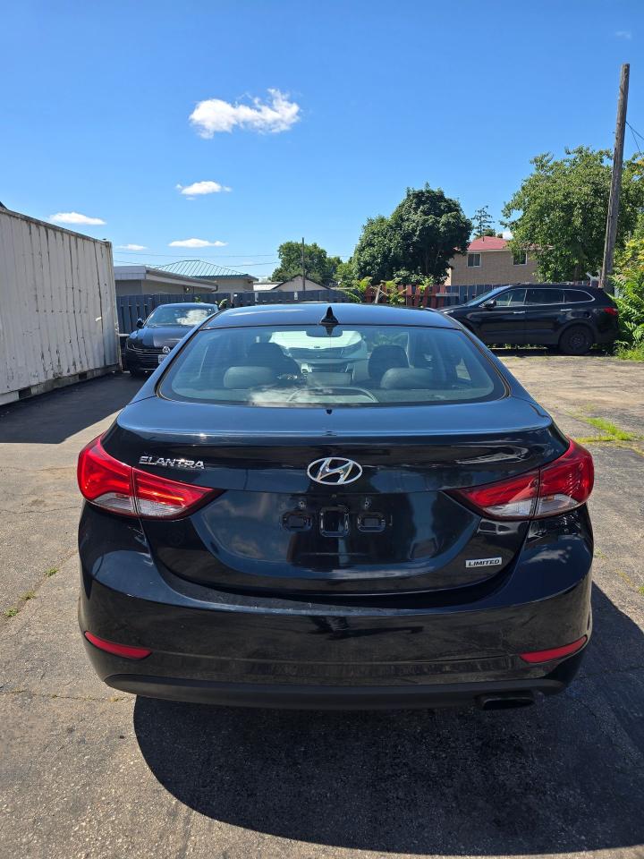 2015 Hyundai Elantra 4dr Sdn Auto Limited - Photo #11