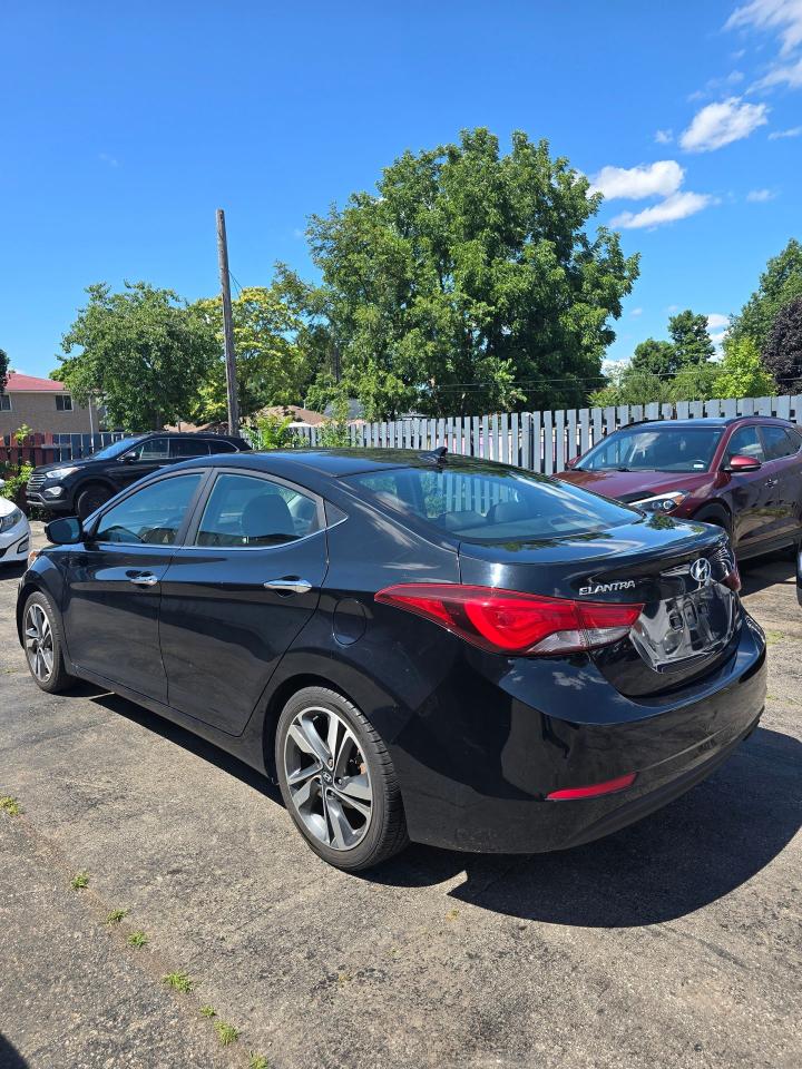 2015 Hyundai Elantra 4dr Sdn Auto Limited - Photo #14
