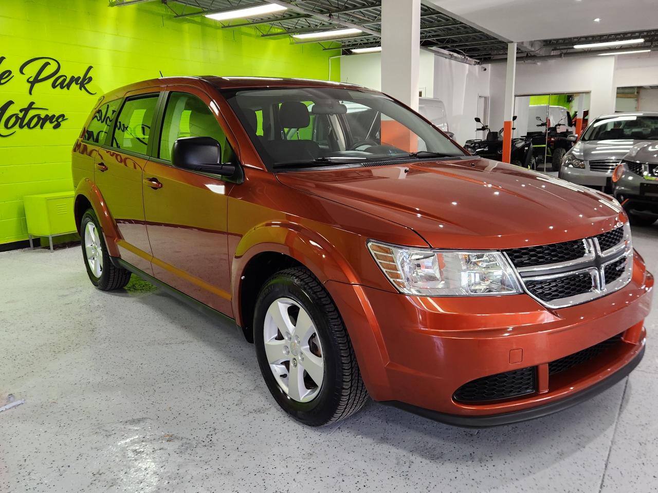 2013 Dodge Journey Canada Value Pkg 4CYL GOOD ON GAS Photo3