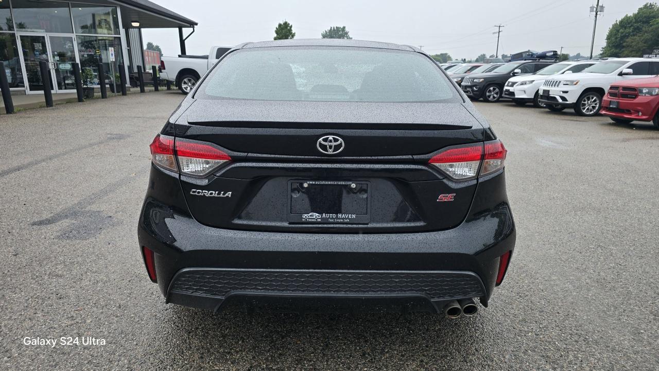 2020 Toyota Corolla SE - Photo #4