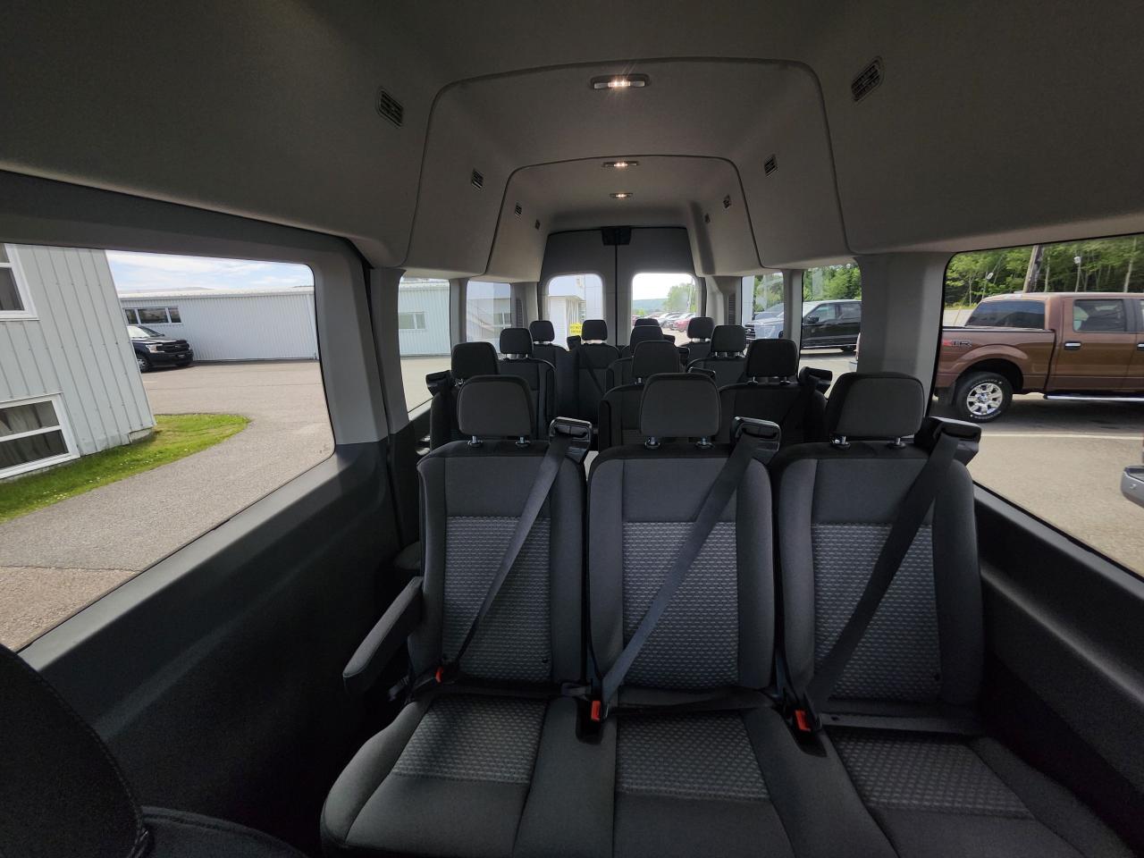 2025 Ford Transit Passenger Wagon T-350 HD 148" EL HIGH ROOF XLT DRW AWD Photo5