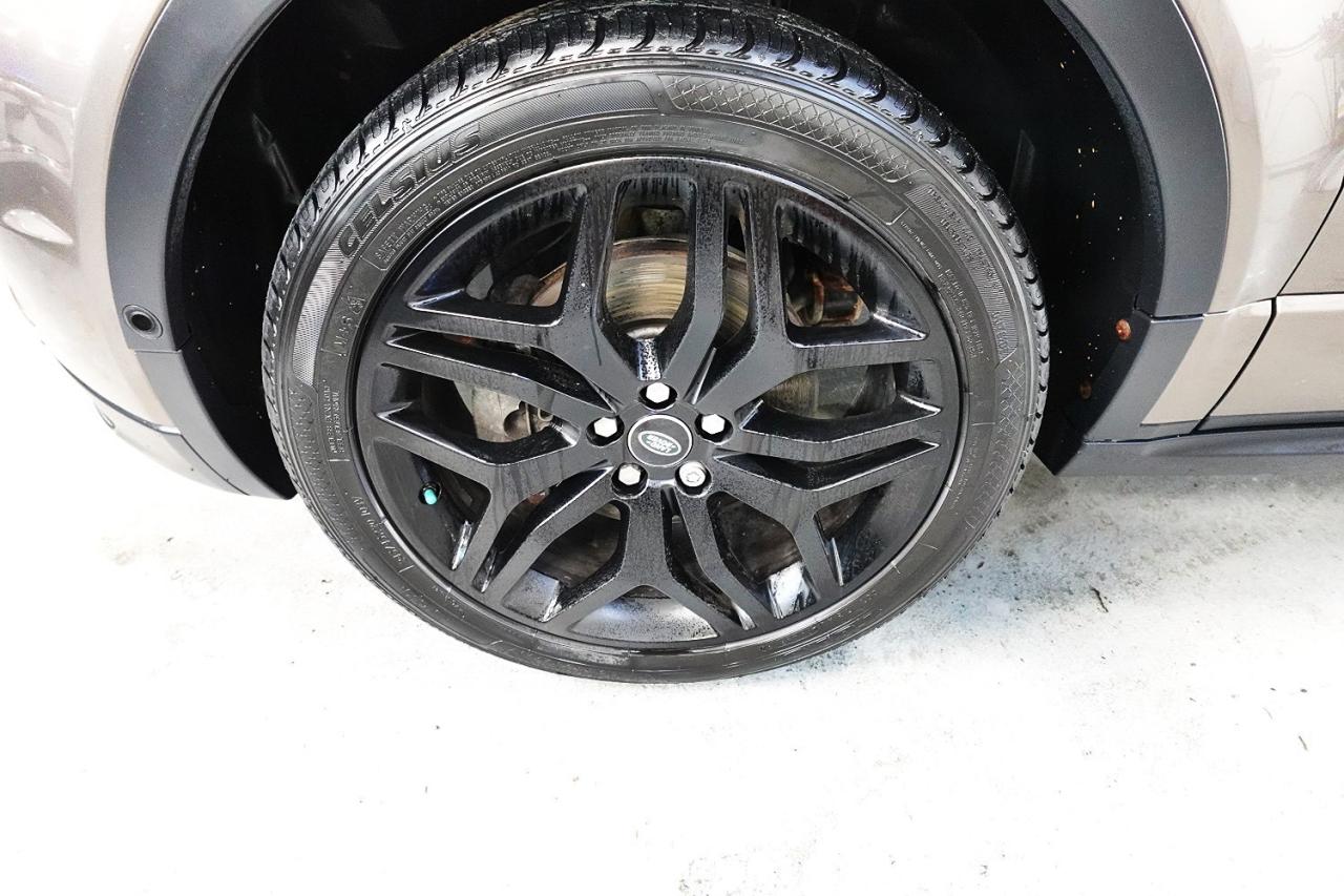 2017 Land Rover Range Rover Evoque HSE DYNAMIC - FULLY SERVICED, NO ACCIDENT, 1 OWNER - Photo #13