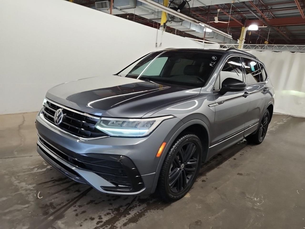 2022 Volkswagen Tiguan Comfortline R-Line Black Edition