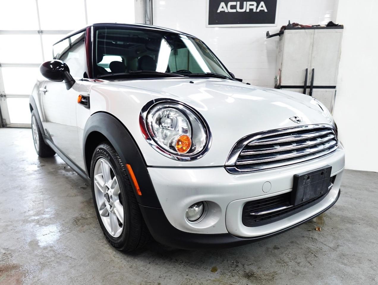 Used 2013 MINI Cooper 2DR HARDTOP, NO ACCIDENT, FULLY SERVICED, PANOROOF for sale in North York, ON