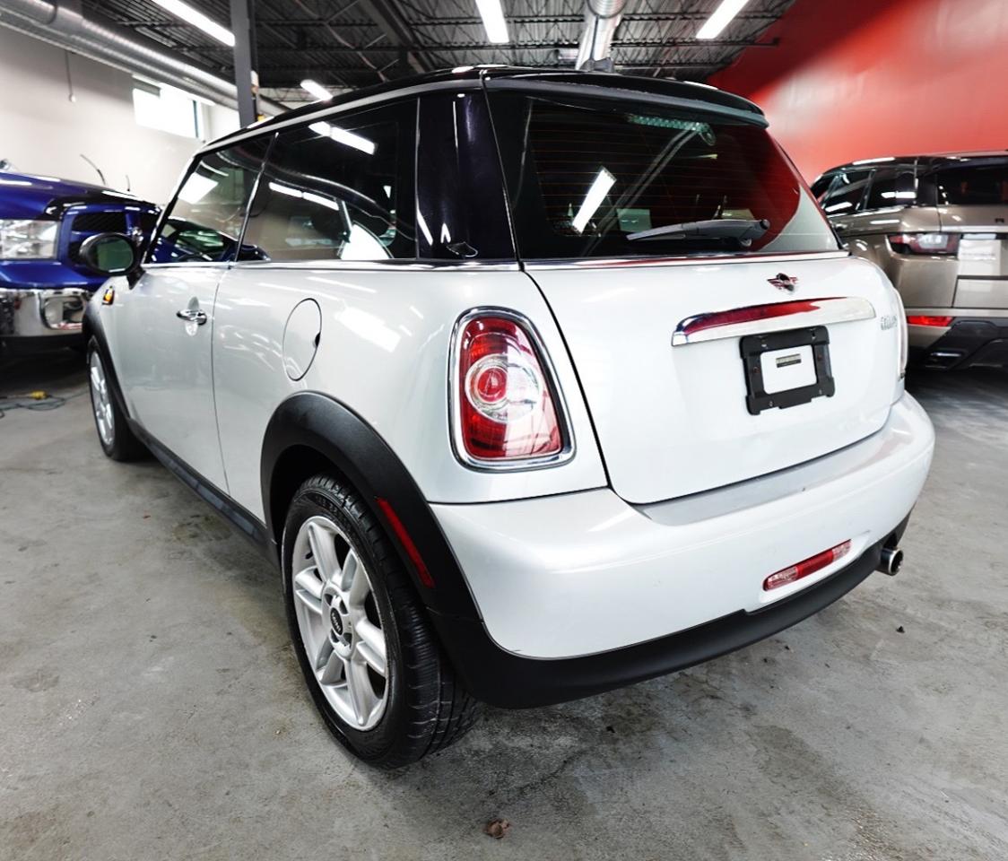 2013 MINI Cooper 2DR HARDTOP, NO ACCIDENT, FULLY SERVICED, PANOROOF - Photo #4