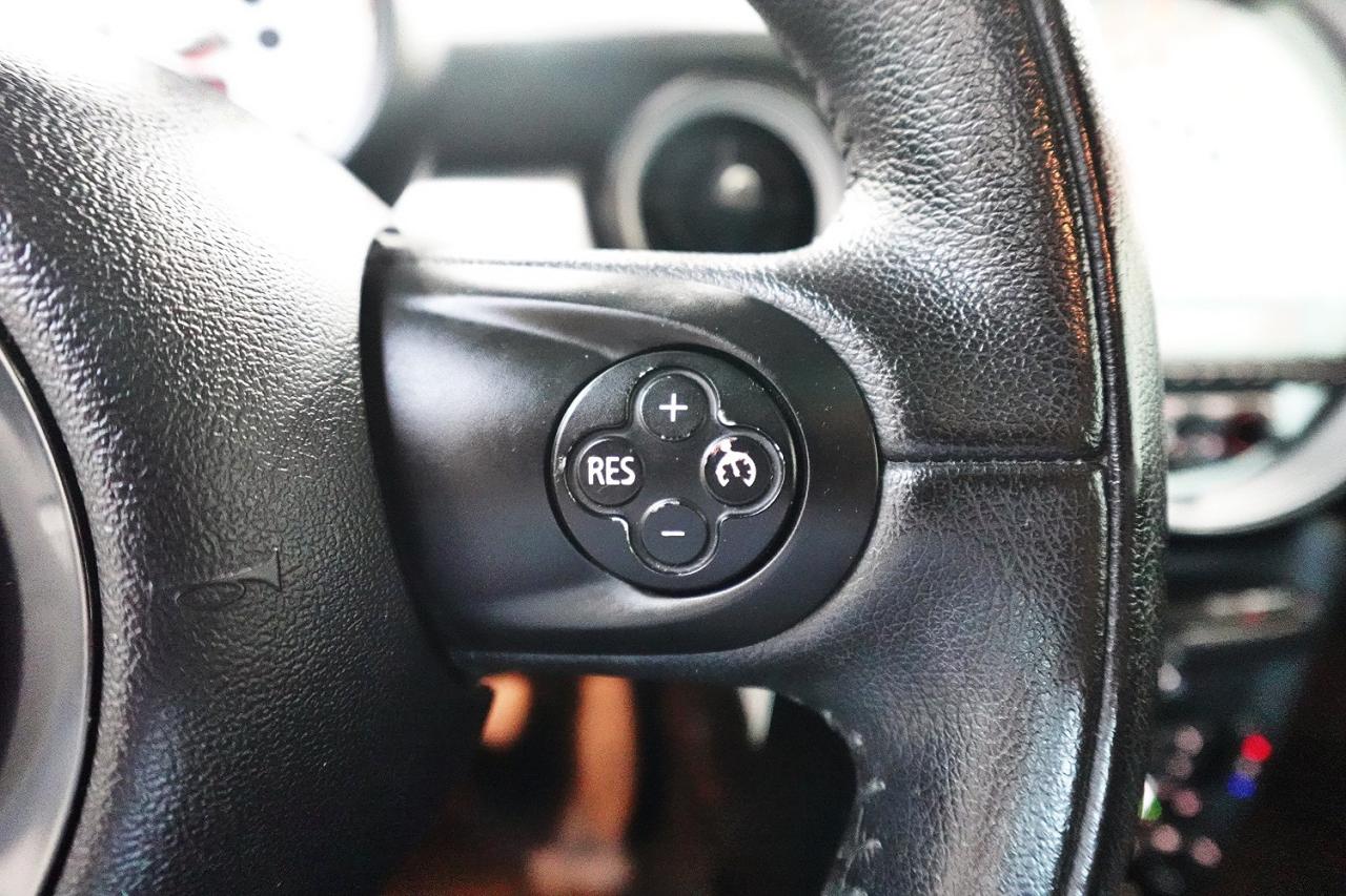2013 MINI Cooper 2DR HARDTOP, NO ACCIDENT, FULLY SERVICED, PANOROOF - Photo #28