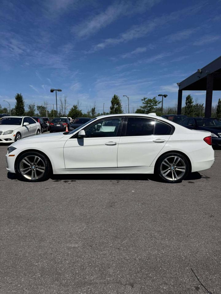 2014 BMW 3 Series 320i xDrive - Photo #4