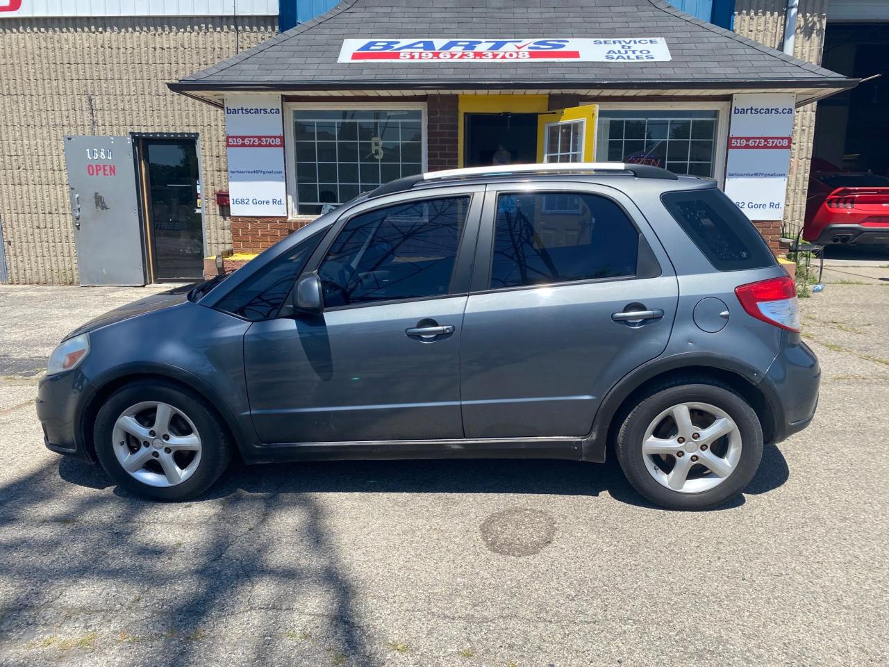 2007 Suzuki SX4 5dr HB AT JLX AWD - Photo #2