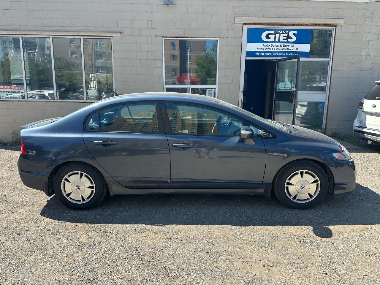 2009 Honda Civic Hybrid - Photo #2