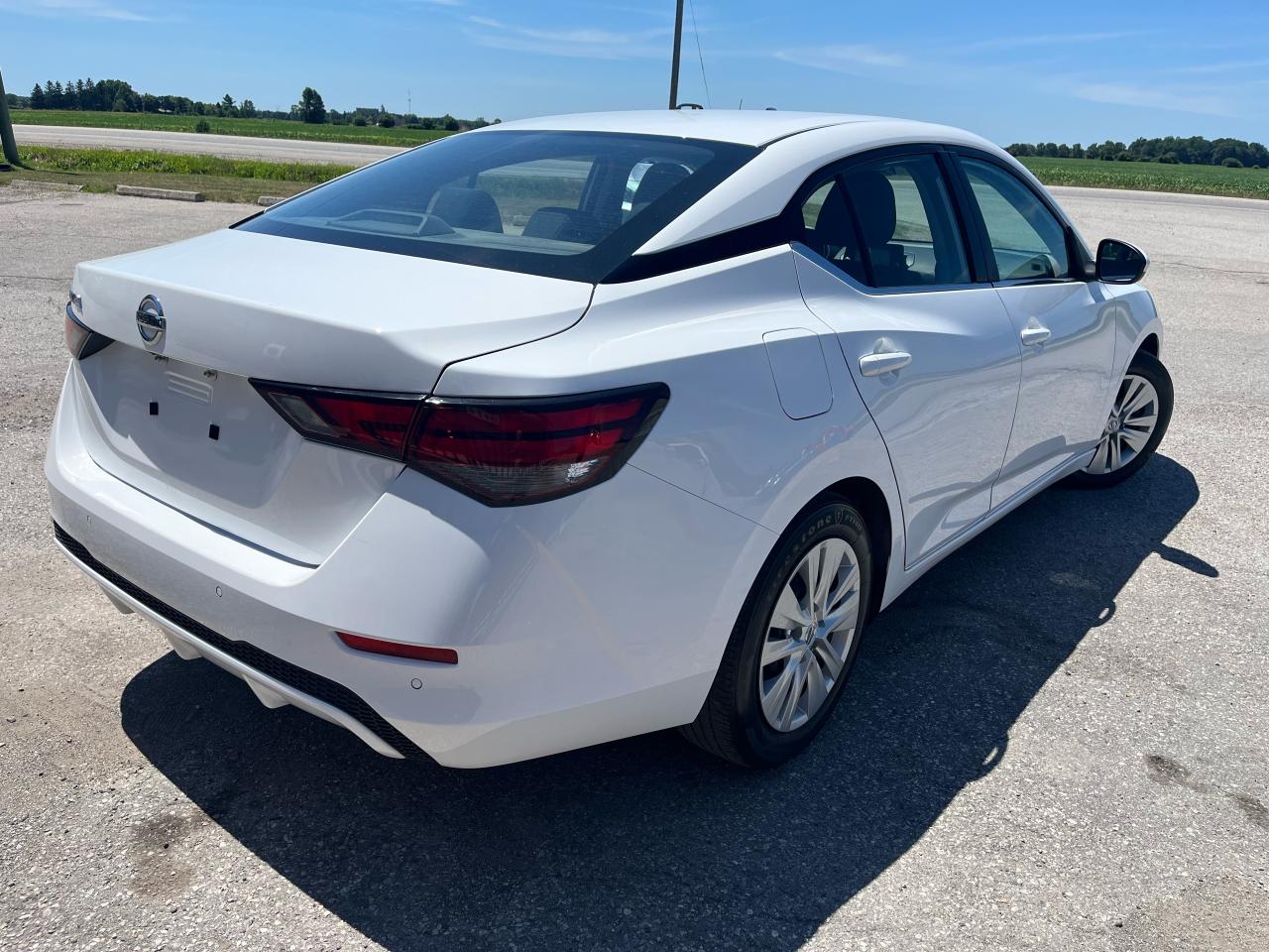 2022 Nissan Sentra S Plus | APPLE CARPLAY | BACKUP CAMREA | - Photo #5