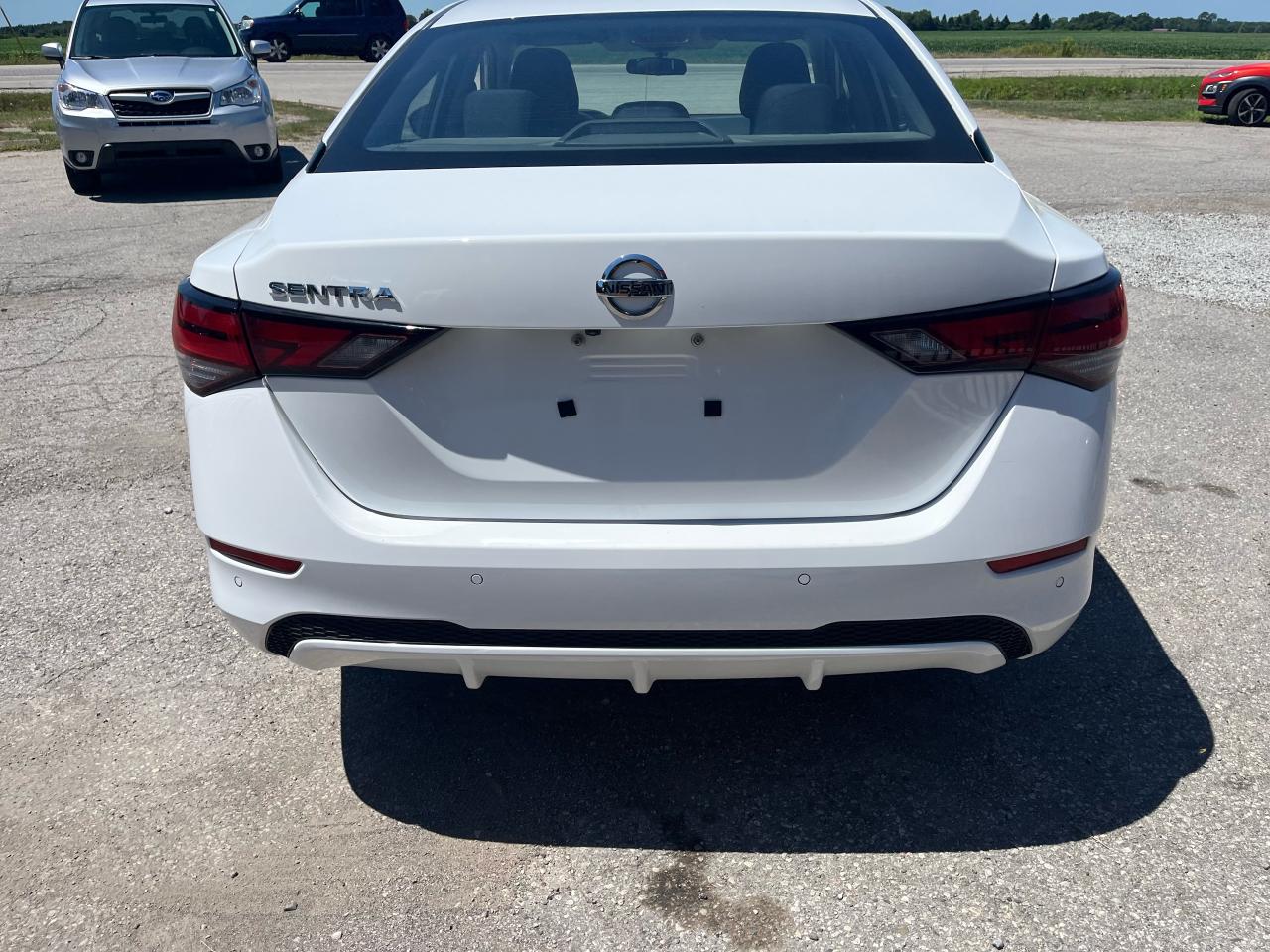 2022 Nissan Sentra S Plus | APPLE CARPLAY | BACKUP CAMREA | - Photo #4