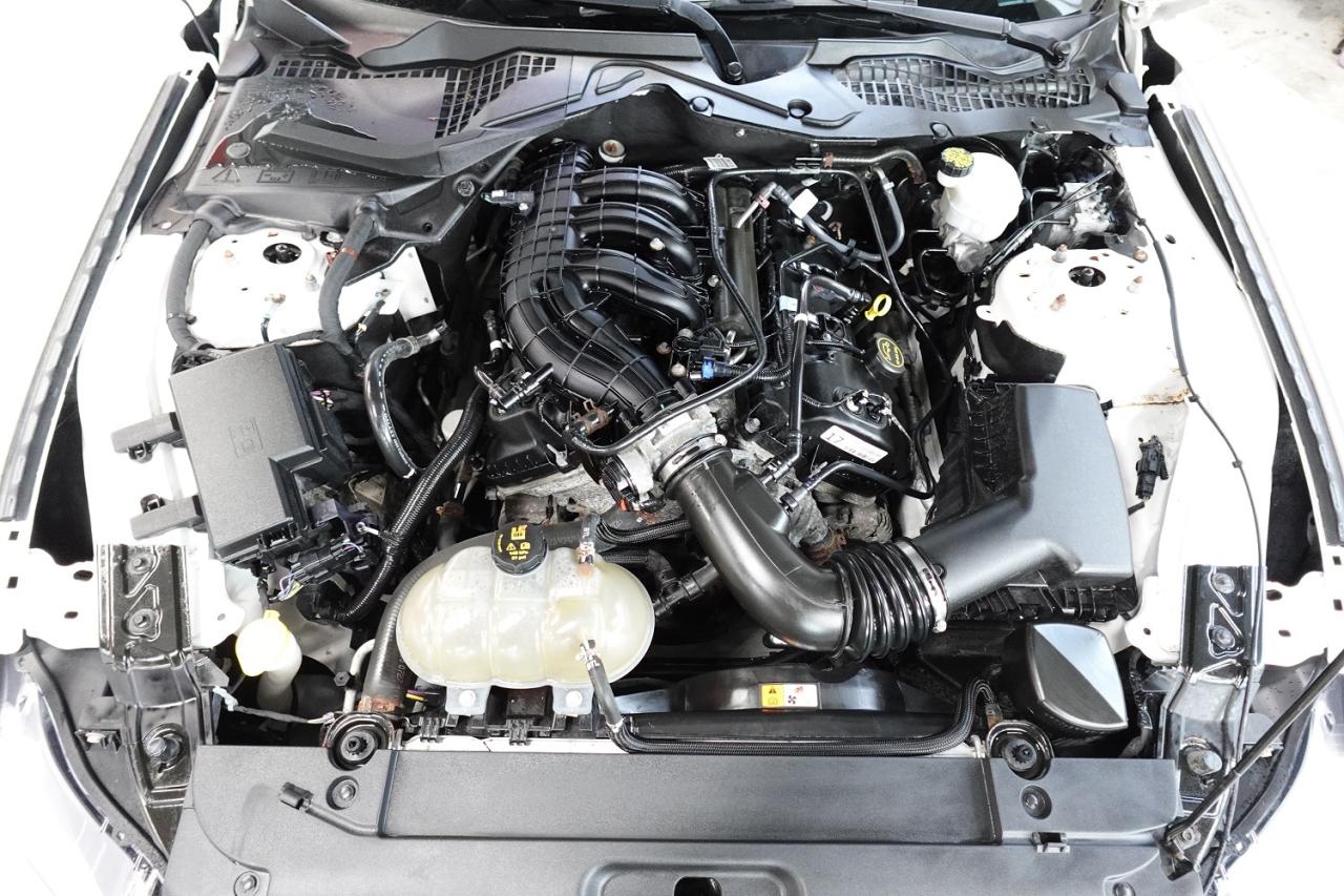 2017 Ford Mustang V6 - LOW KM, NO ACCIDENT, DEALER MAINTAINED - Photo #29
