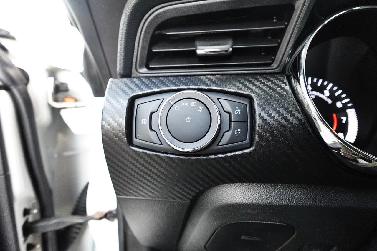 2017 Ford Mustang V6 - LOW KM, NO ACCIDENT, DEALER MAINTAINED - Photo #26