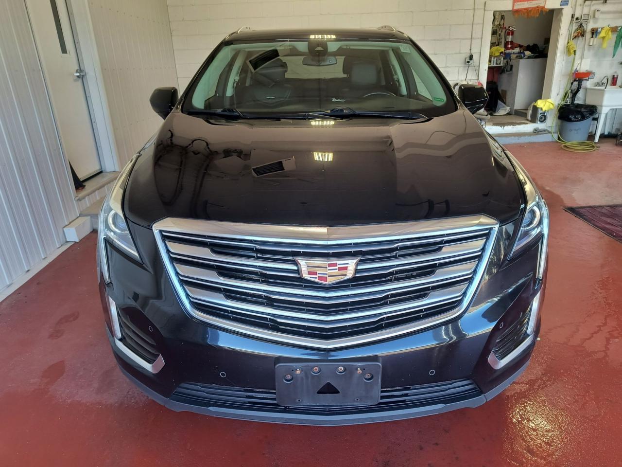 2018 Cadillac XT5 Luxury AWD Photo0