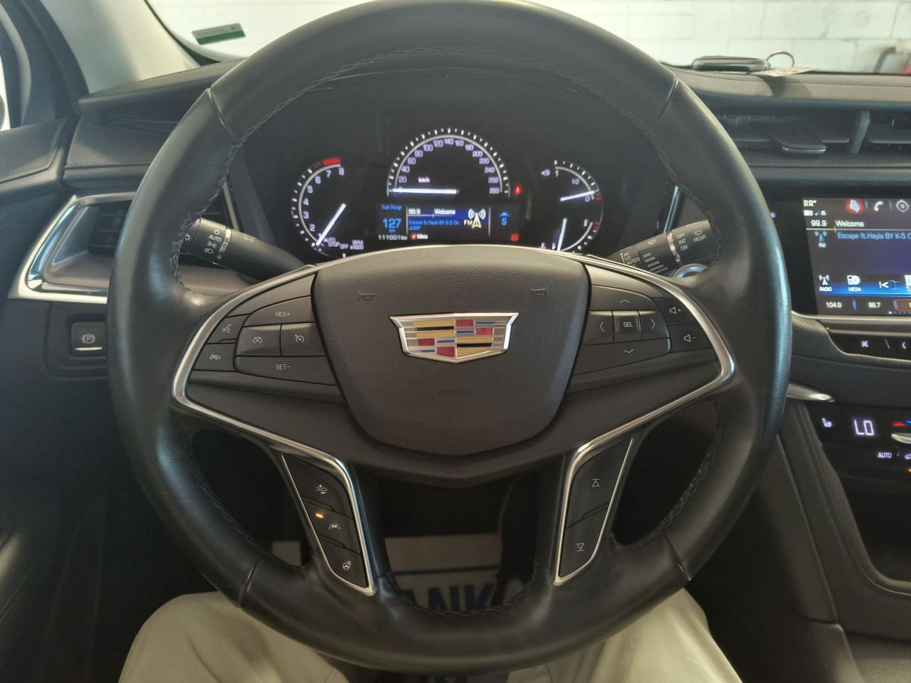 2018 Cadillac XT5 Luxury AWD Photo0